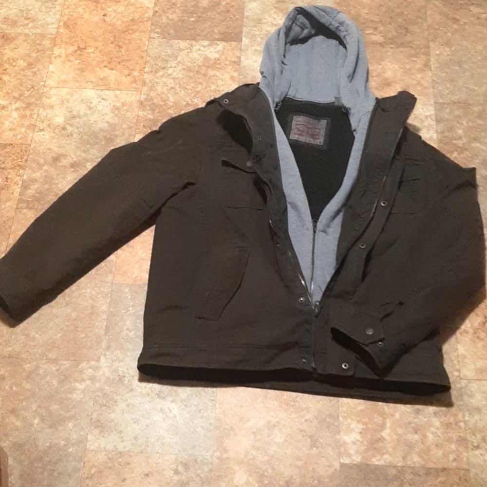 NWOT Men's Levi's Washed Cotton Sherpa-Lined Hooded Jacket. Size Large.